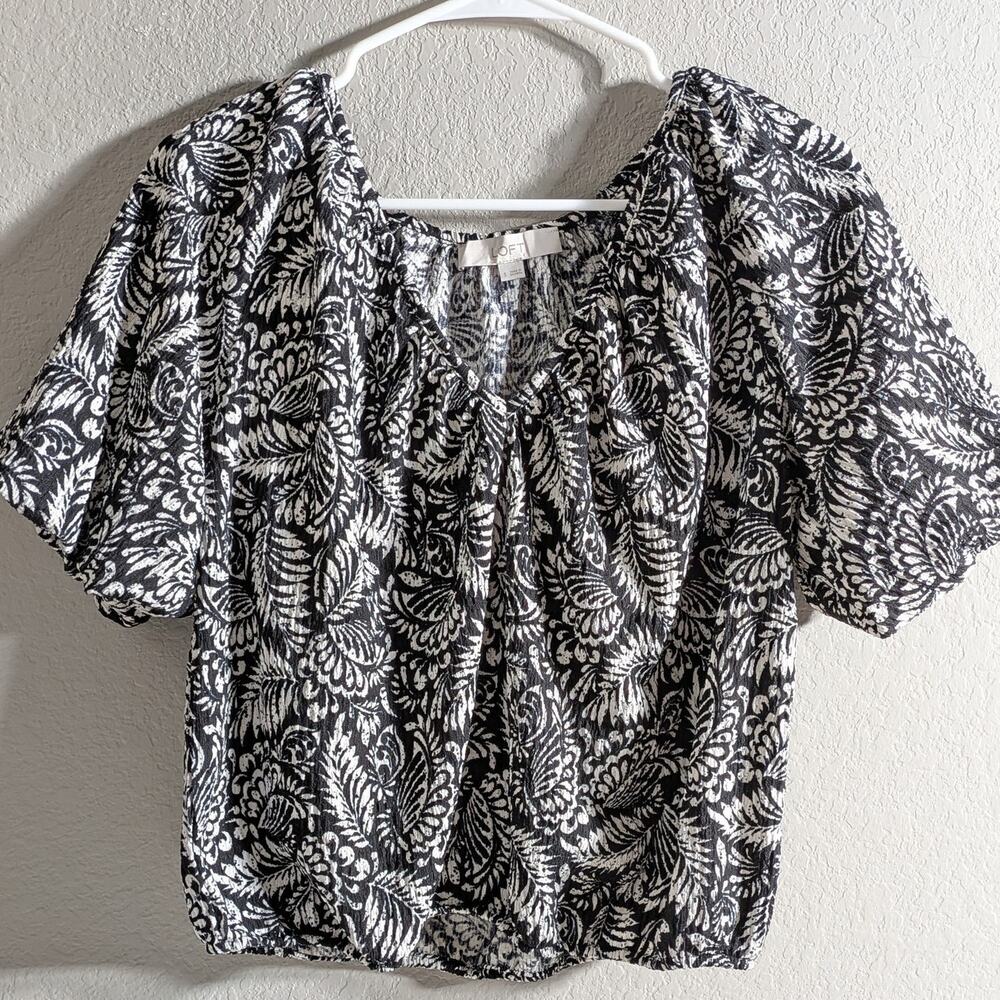 LOFT Black & White Textured‎ Botanical Puff Sleeve Blouse Size Small